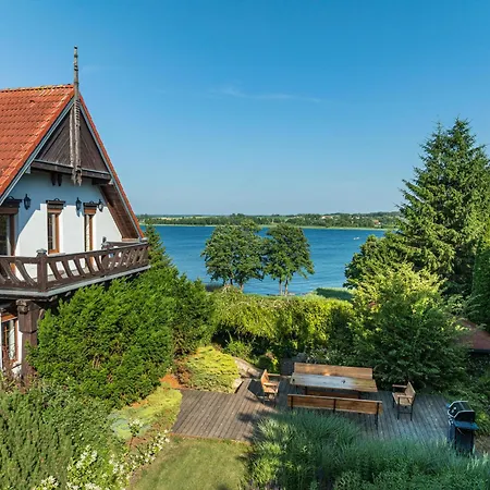 Villa Jasinogród Dom Nad Jeziorem Tałty *